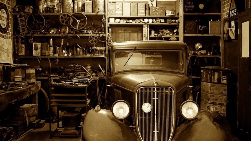 vitrine-VILLENEUVE LOUBET-min_antique_auto_automobile_automotive_car_classic_equipment_fix-1169797